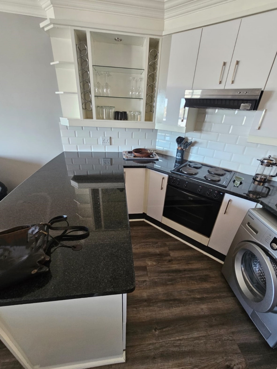 To Let 2 Bedroom Property for Rent in Jeffreys Bay Central Eastern Cape